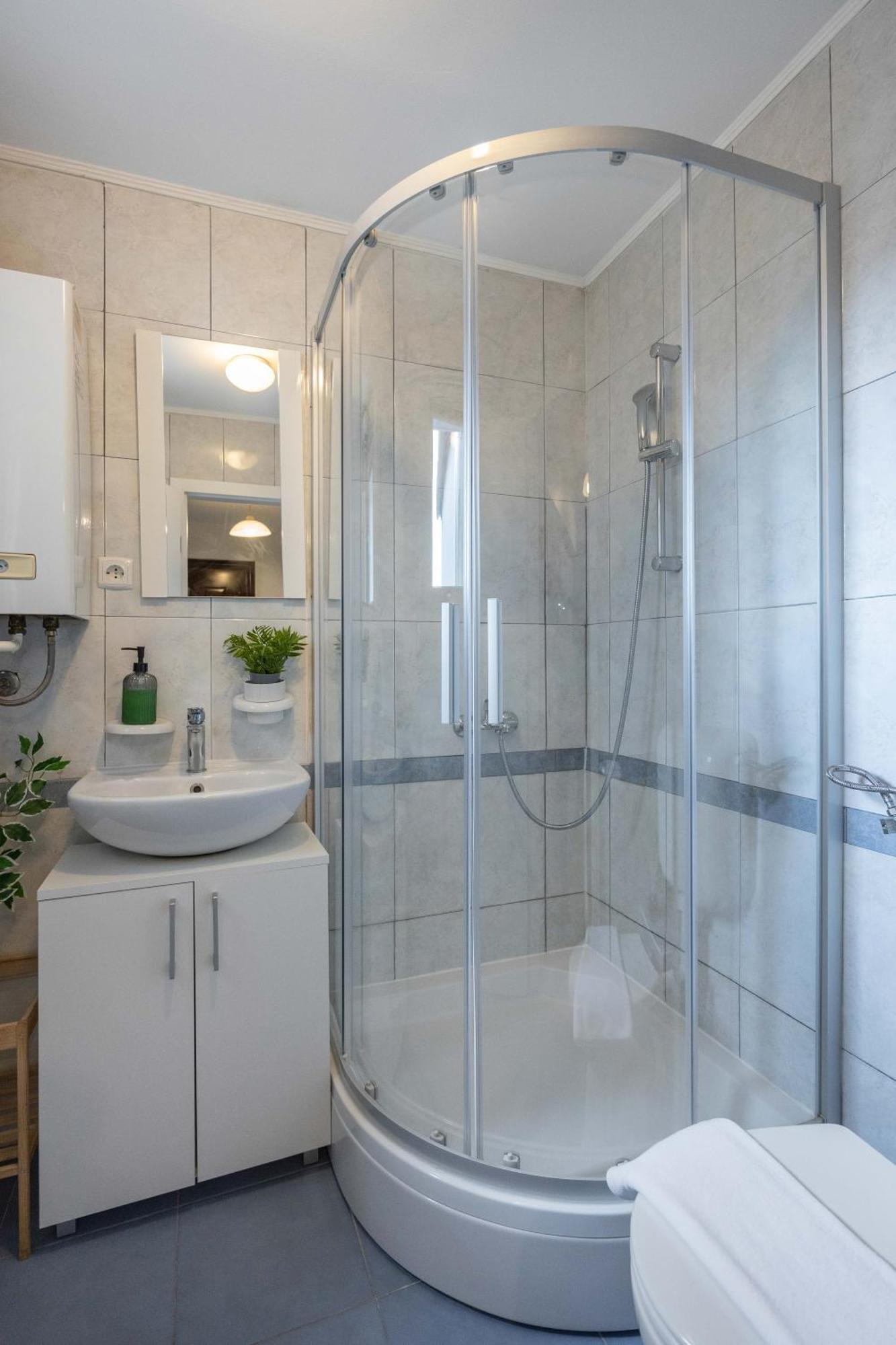 Modern Studio Near City Center ซาเกร็บ ภายนอก รูปภาพ